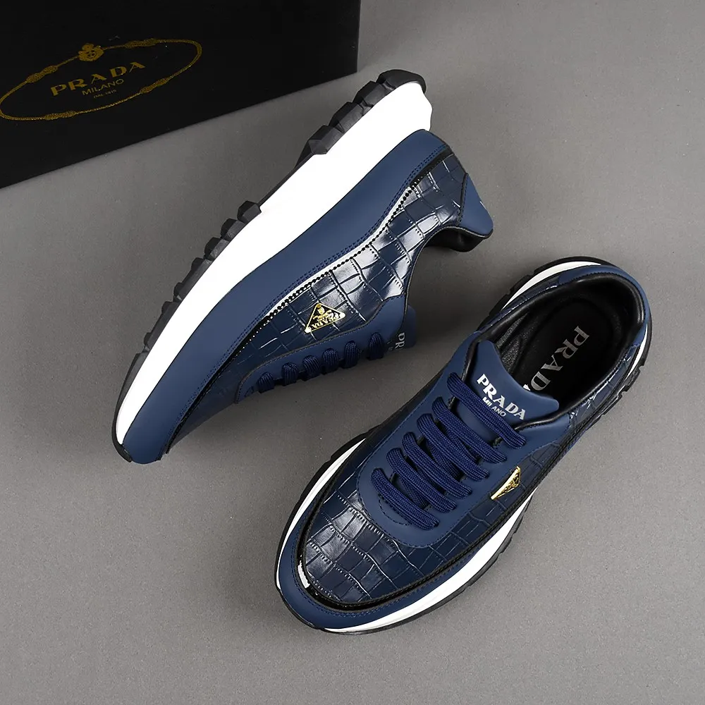 PP440👟👟👟[PRADA-Prada] boutique series. The upper is made of first-layer cowhide, sheepskin lining, and an ultra-light soft elastic PU outsole. Men's size 38-44 (45 custom-made) (just choose according to your usual wearing size).